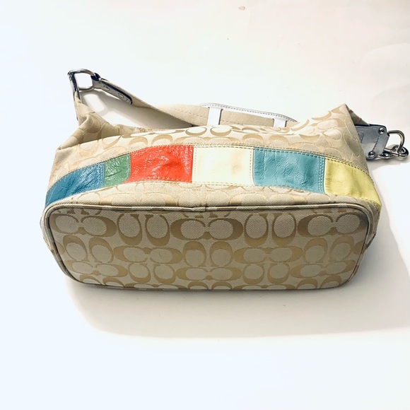 COACH Signature Stripe Multicolor Medium Size
Bag, Leather and Canvas #F17428 - Picture 4 of 12